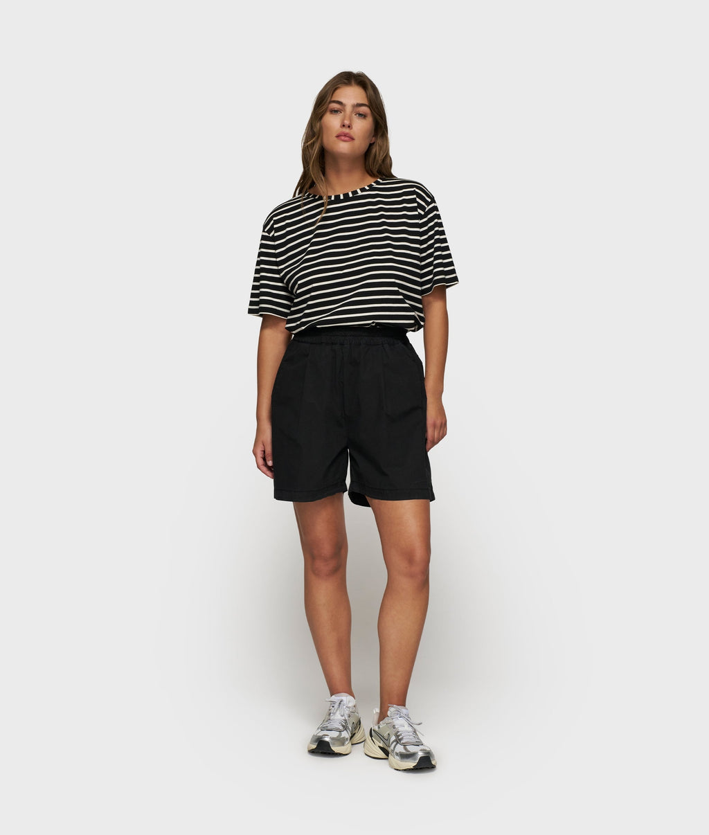 10DAYS The Proud Bermuda Black – vista frontal