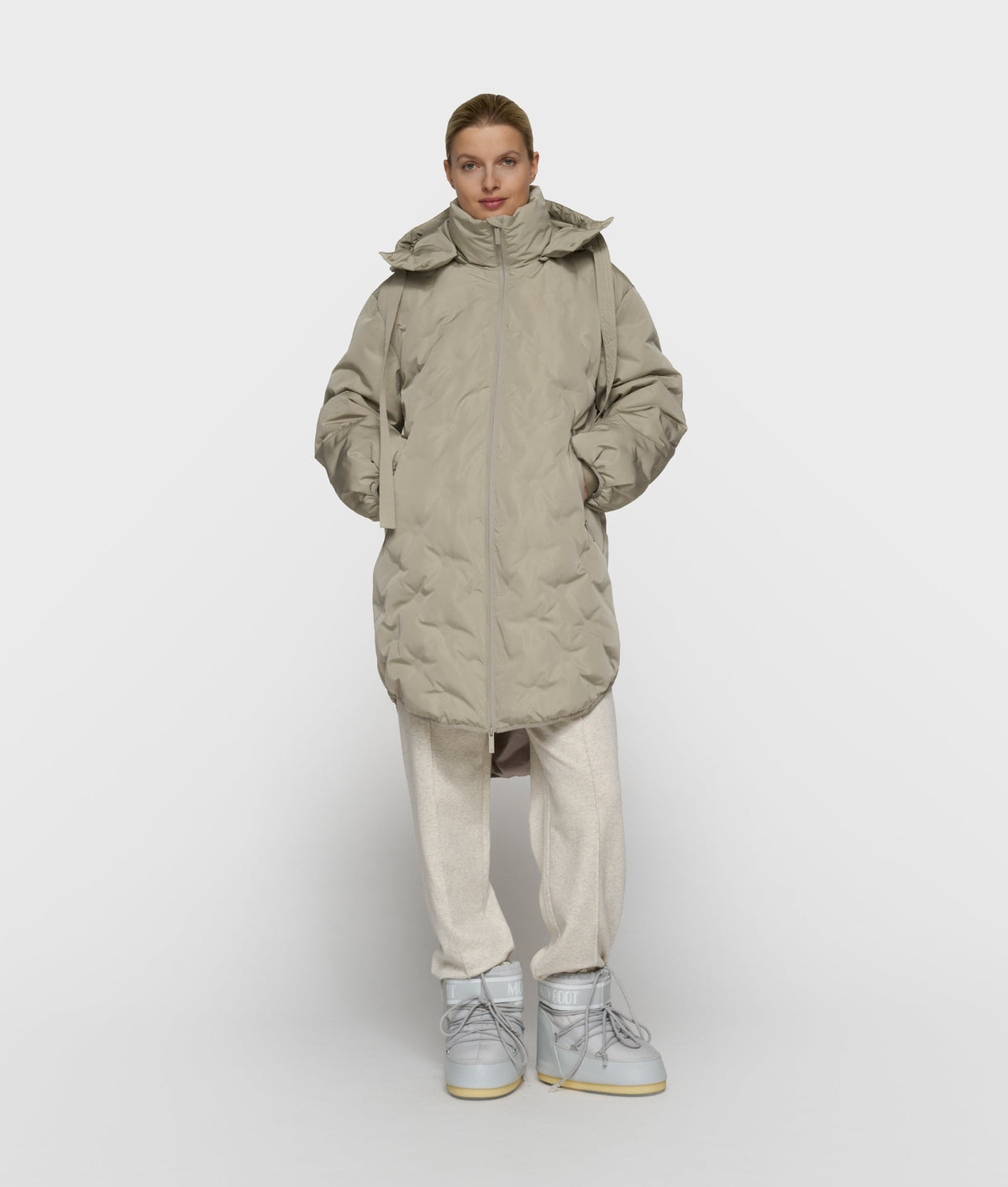 10DAYS The Iconic Coat Fog