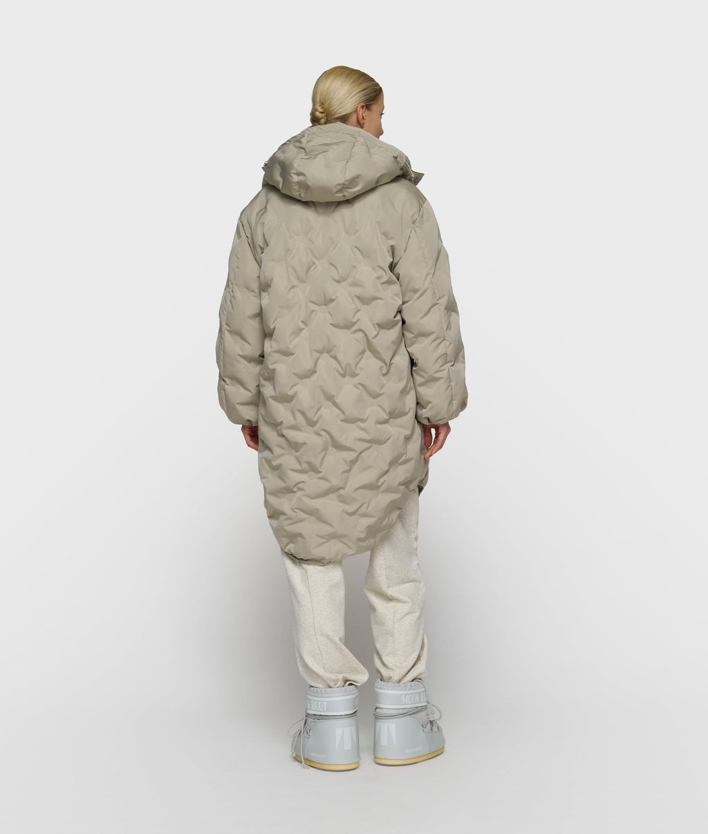 10DAYS The Iconic Coat Fog