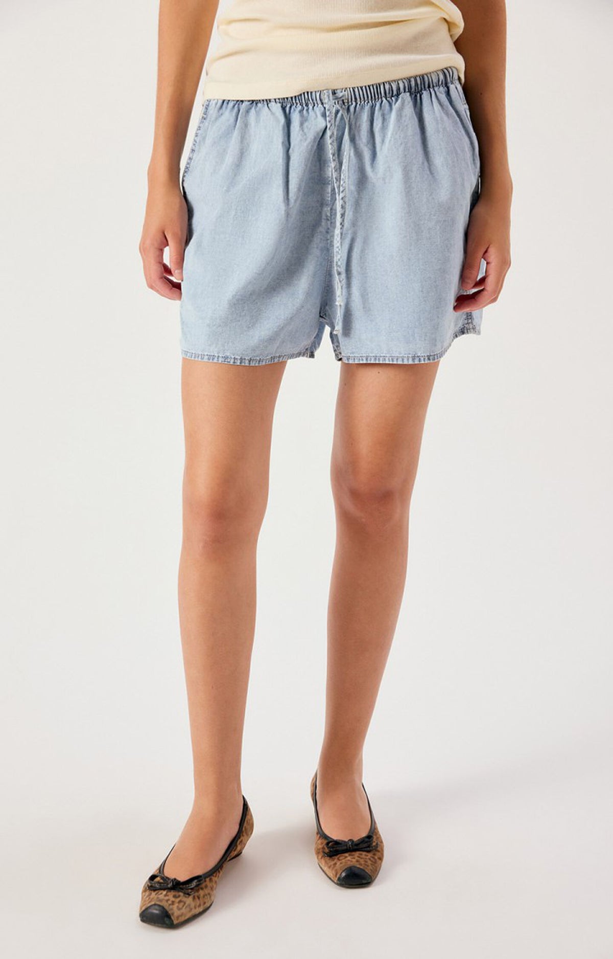 American Vintage Paybou shorts blue snow