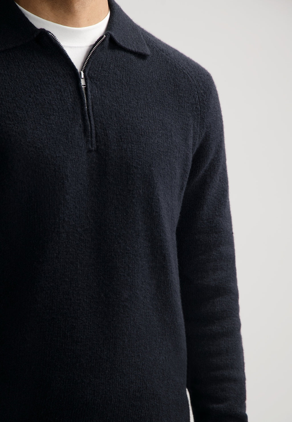 DSTREZZED Yvain negro – detalle