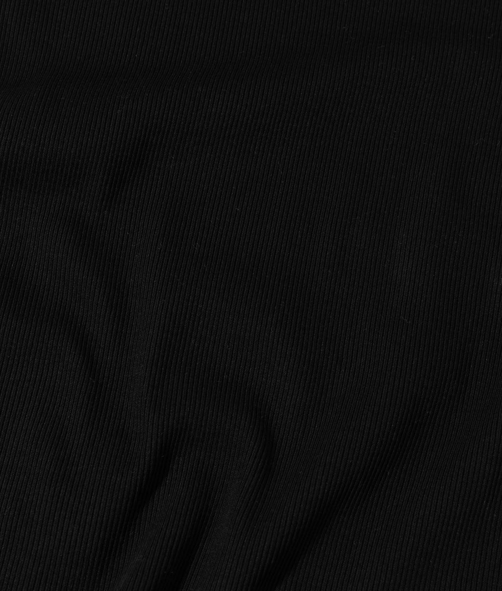 THE TANK TOP | black – detalle del producto