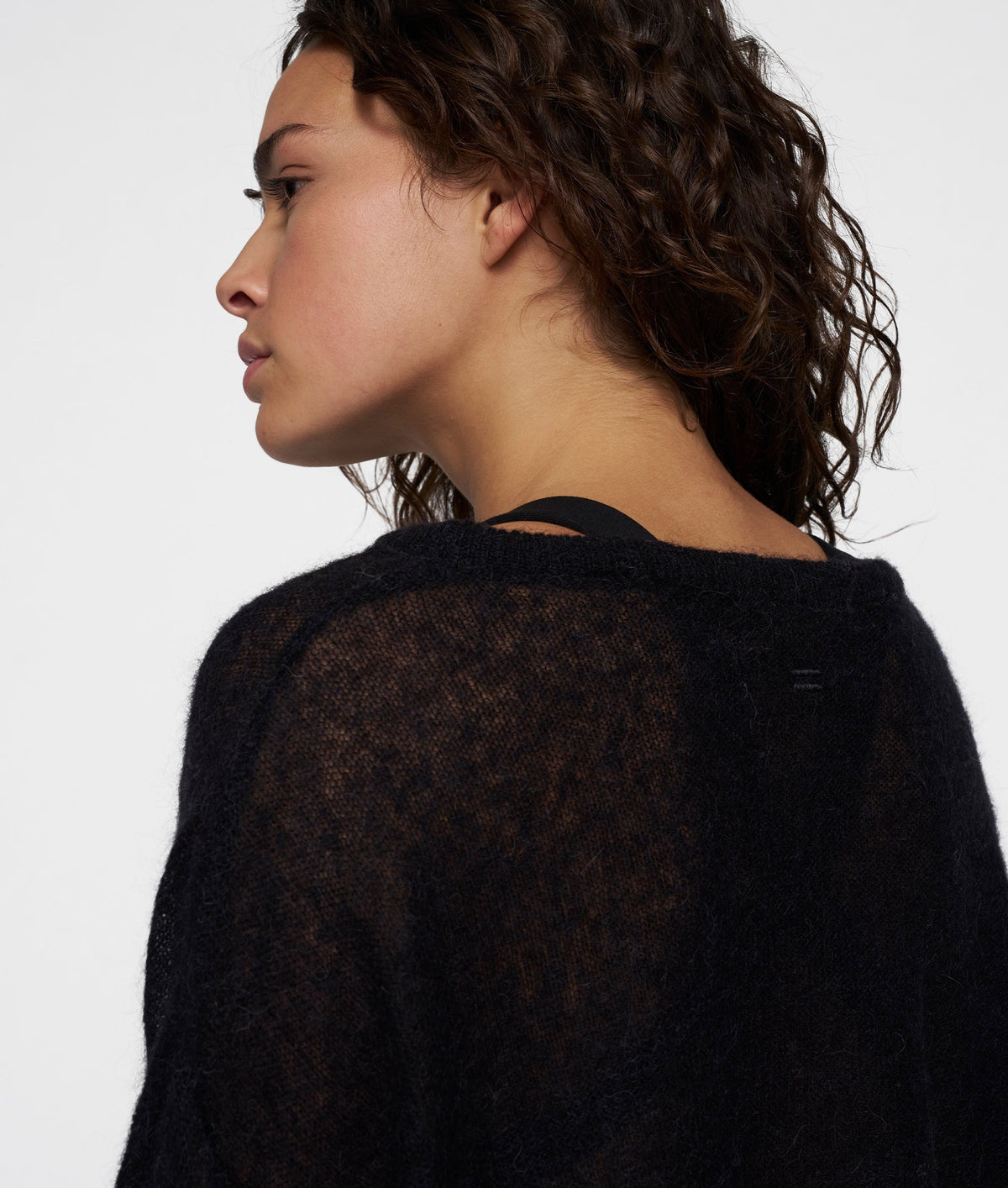 THE KNIT SWEATER | black – vista adicional